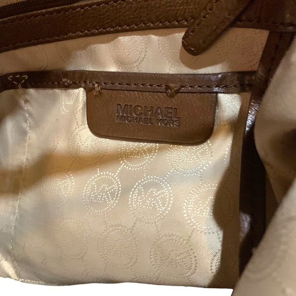 Michael Kors Tan Canvas multi pocket tote with leather trim - Picture 7 of 10